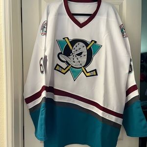 Mens mighty duck jersey